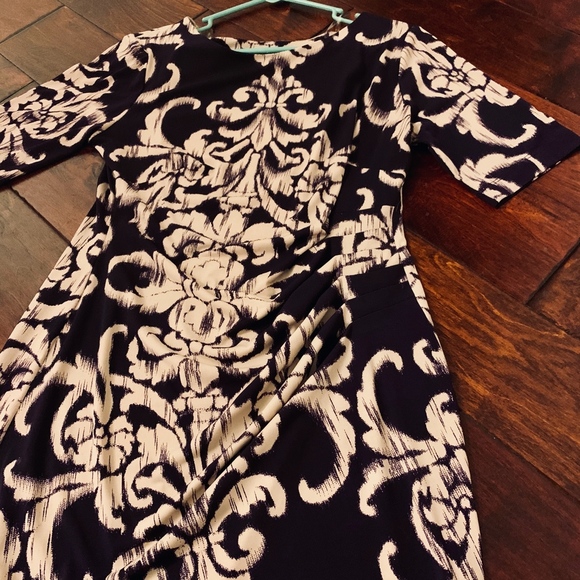 Black/White Pattern Short-Sleeved Dress, 10 Petite - Picture 2 of 5